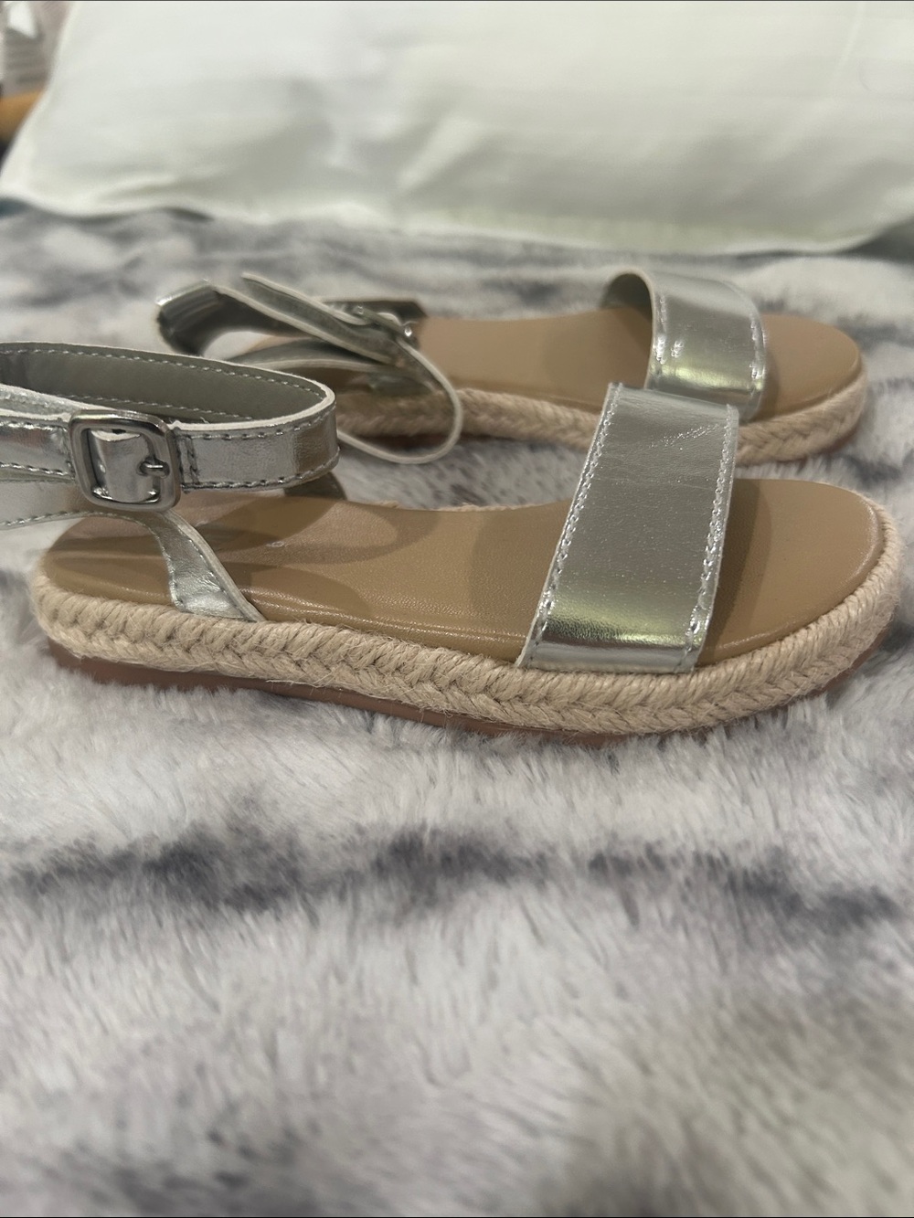 GAP Silver Girls' Espadrille-Style Sandals - Picture 2 of 4